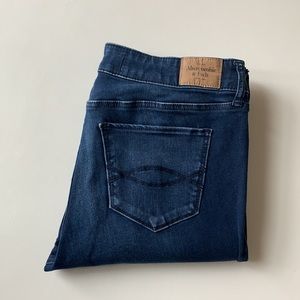 Abercrombie & Fitch Dark Wash Skinny Jeans